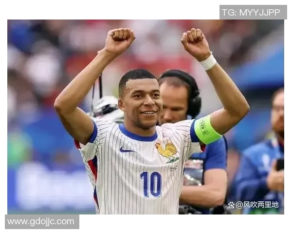 全球足球明星云集之地：探索世界足球星球的璀璨光辉与传奇故事