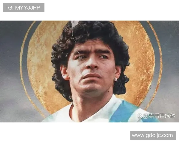 探索足球巨星的传奇之路与成长轨迹揭秘 探索足球巨星的传奇之路与成长轨迹揭秘