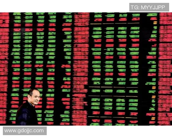 足球明星卡片市场行情查询及交易记录分析大全