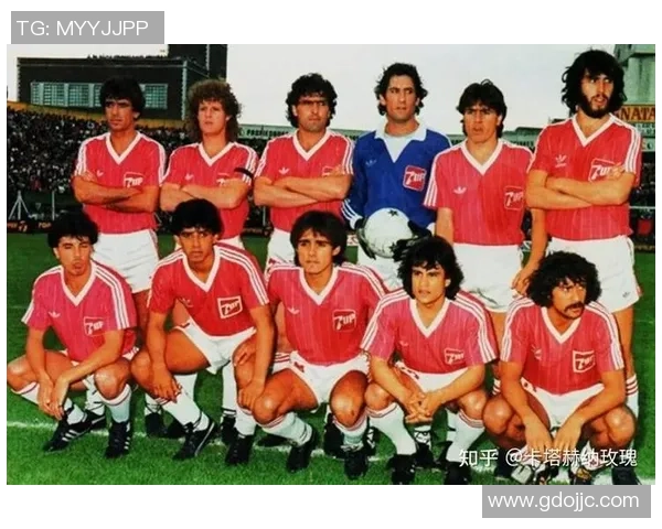 足球球星背后数字的秘密探寻：从传奇号码到新兴力量的数字故事